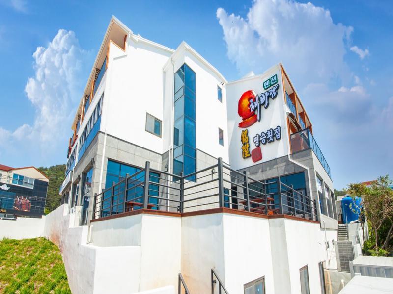 Geoje Haebaram Pension Exterior photo
